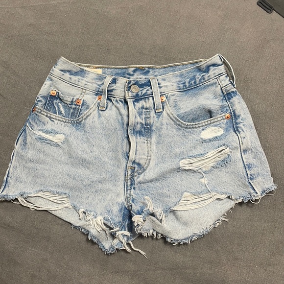 Levi’s NWOT 501 shorts - Picture 1 of 5